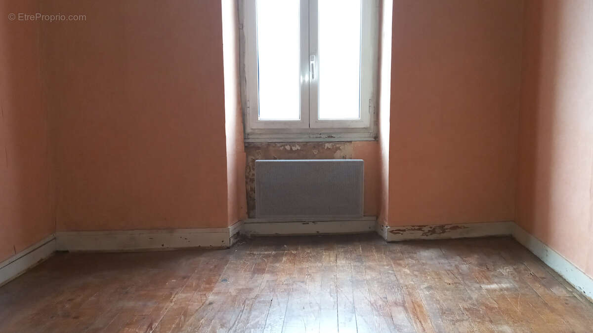 Maison à MASLACQ