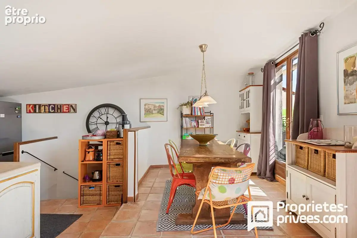 Maison de village avec terrasse et vue dégagée - photo 5