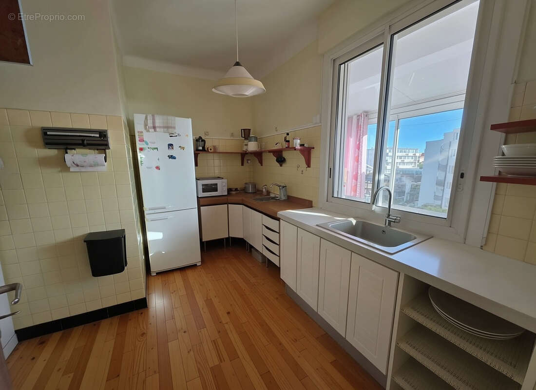 Appartement à PORT-DE-BOUC