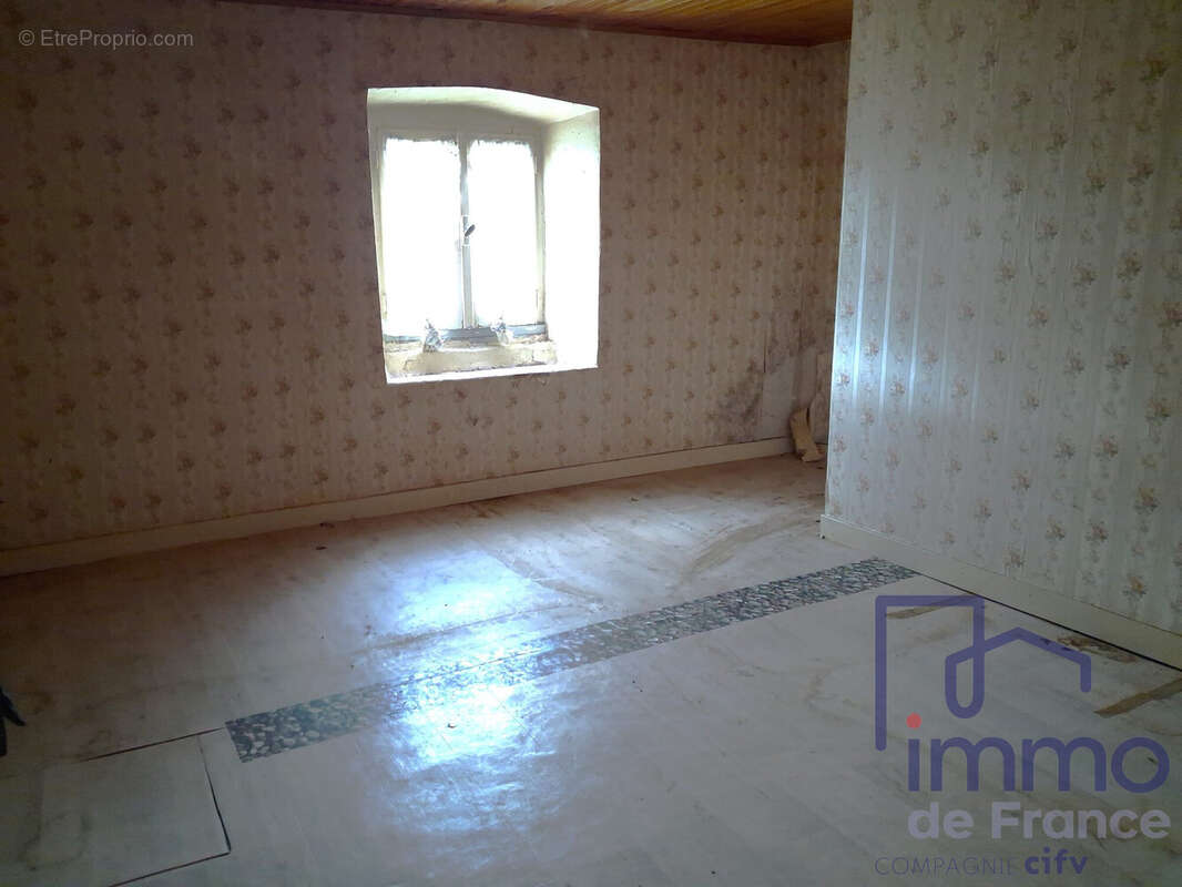 Maison 67 m² à Loudes  - photo 8