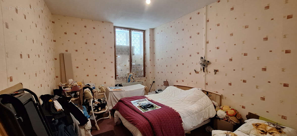Appartement à VILLENEUVE-L'ARCHEVEQUE