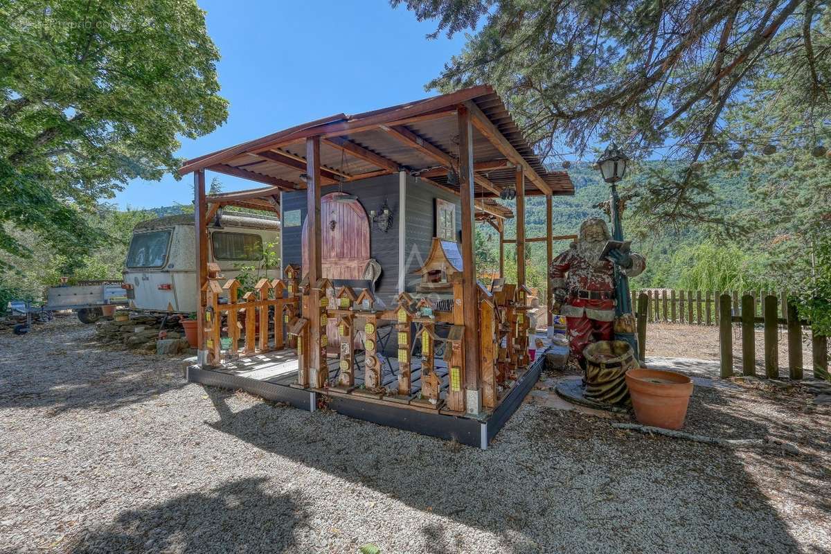 Maison à SAINT-ZACHARIE