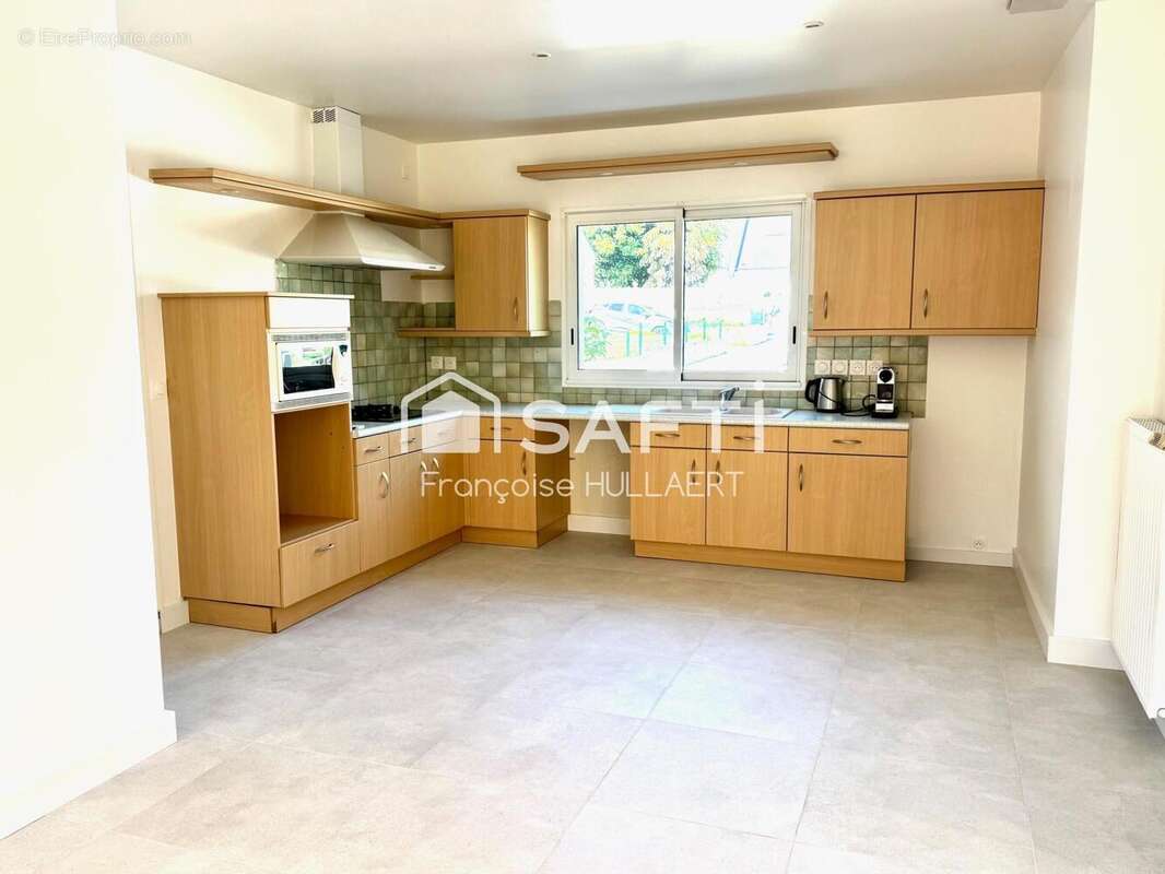 Photo 9 - Maison à SAINT-AVE