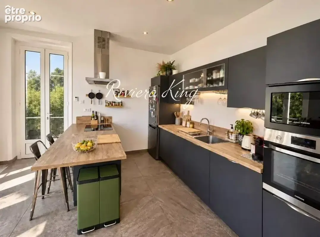 Appartement de Caractère Dans Un Ancien Hôtel Particulier – Vue mer & Extérieur - photo 4