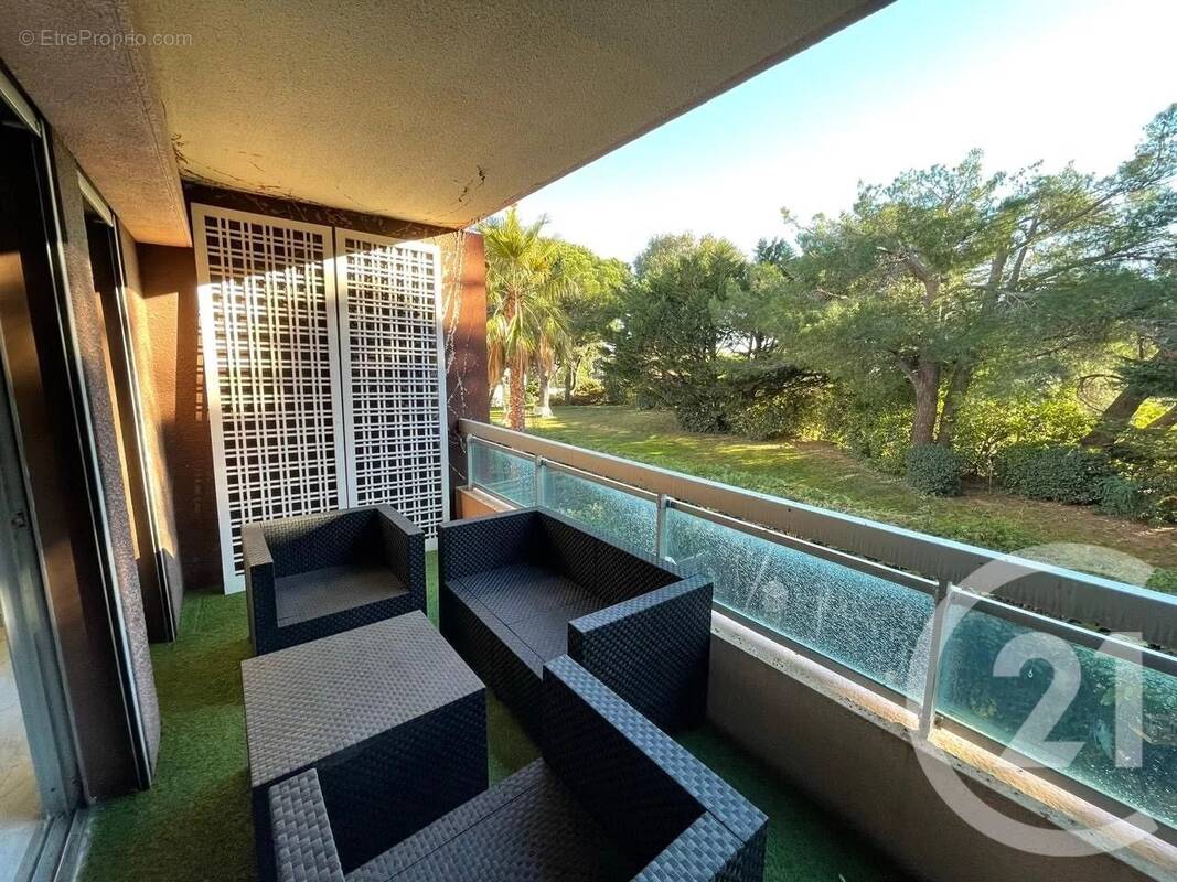 Appartement à LE CANNET