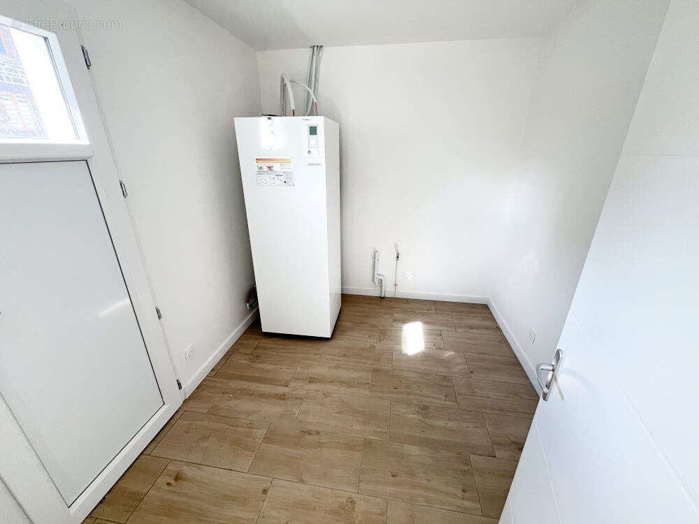 Maison à SAINT-BEAUZIRE