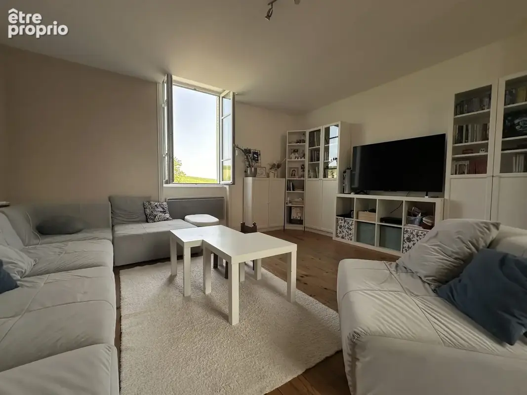 Maison 88 m² à Lantignie  - photo 5