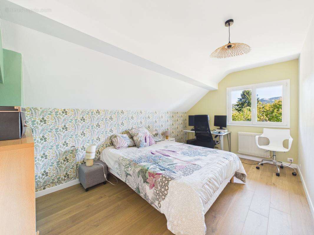 CHAMBÉRY - Maison - 109.50 m2 + terrain de 799m² - photo 14