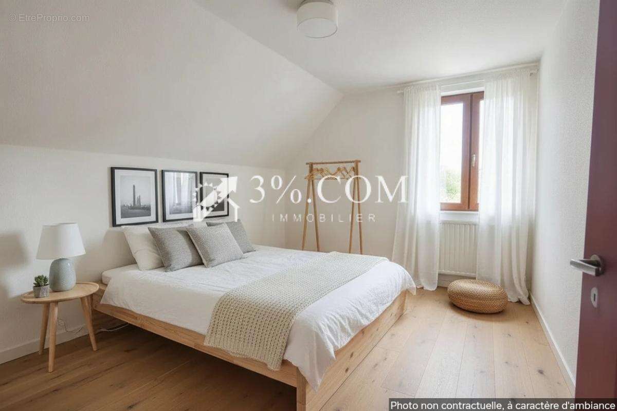 Maison des annees 1950  de 105m2 a renover avec dependances - photo 12