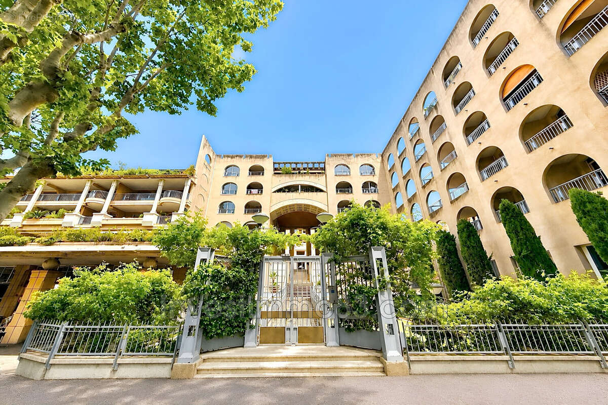Appartement à AIX-EN-PROVENCE