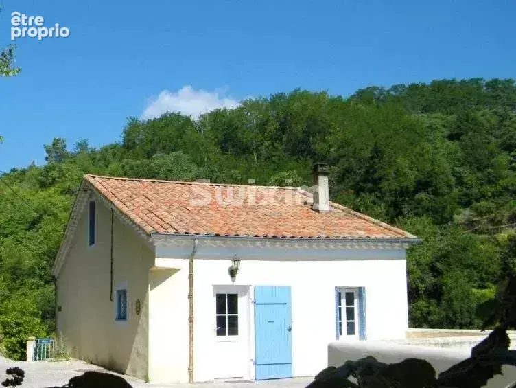 A Privas Gite indépendant , chambres d'hôtes et appartement privé avec jardin - photo 2