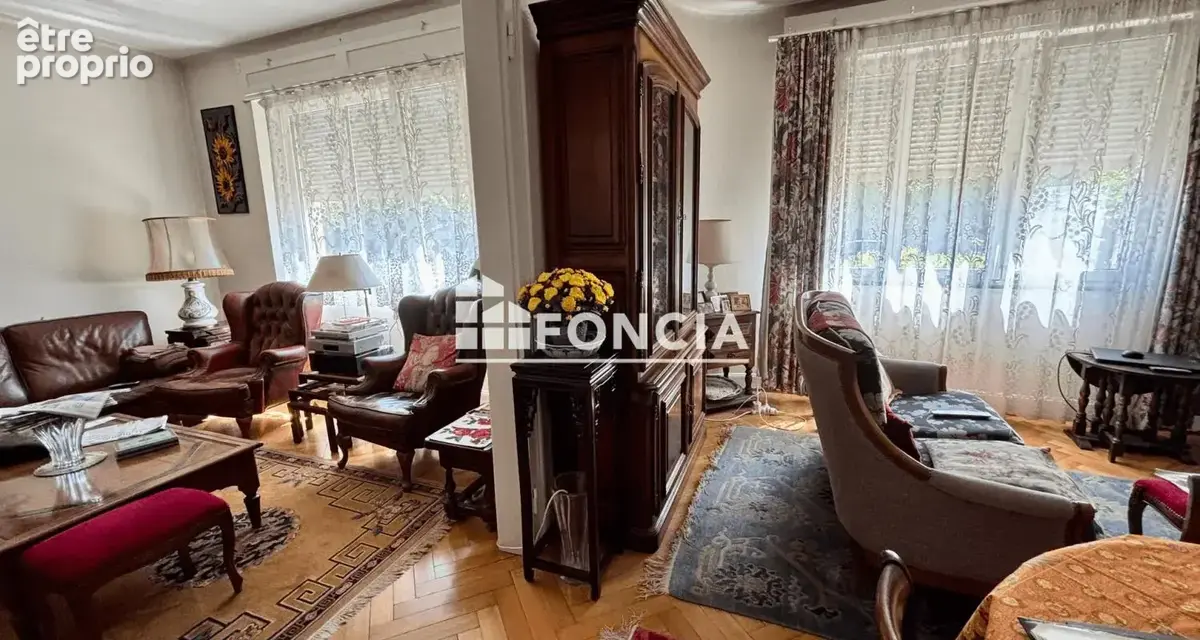 À vendre – maison de ville avec 2 appartements loués et potentiel d’aménagement - photo 8