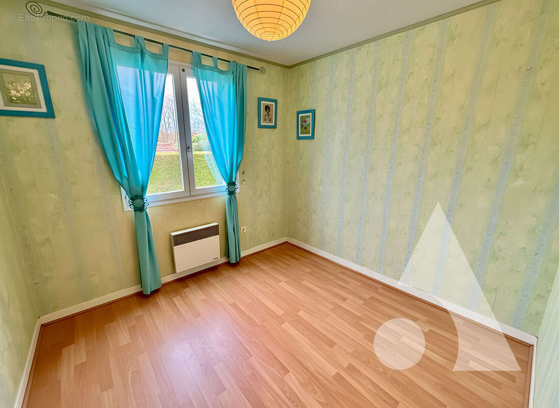 Maison à BREVIANDES