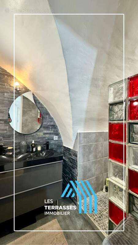 Maison à MONTELIMAR