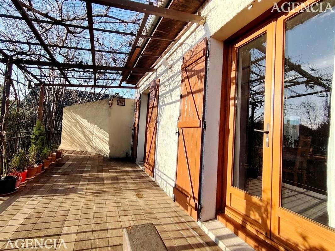 Maison à PONTAULT-COMBAULT