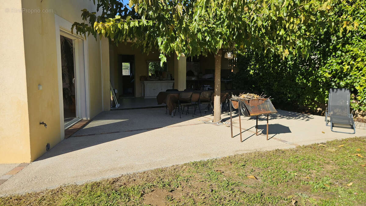 Maison à PEYMEINADE