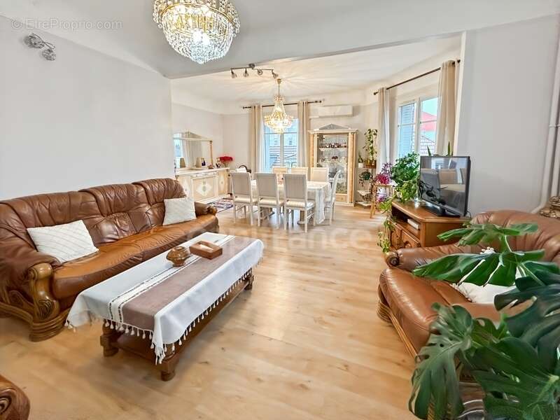 Appartement à MONTCEAU-LES-MINES