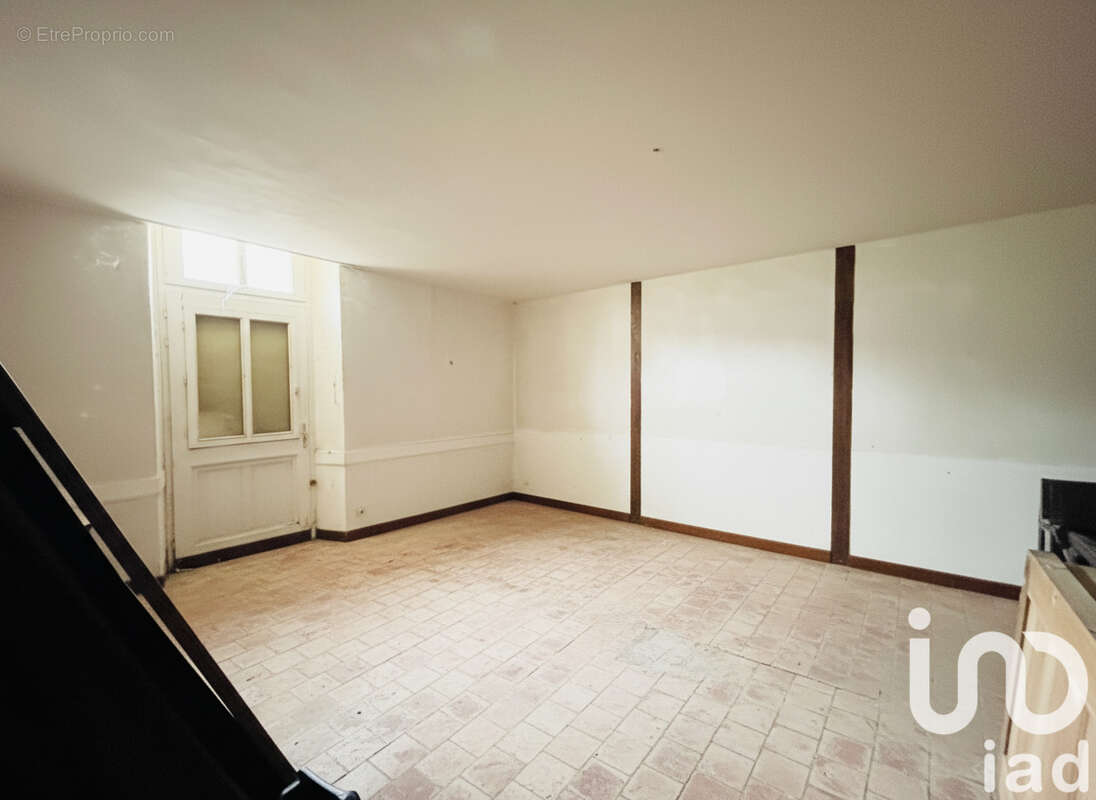 Maison 155 m² à Challain-La-Potherie  - photo 9