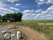 Terrain à SAINTE-SOULLE