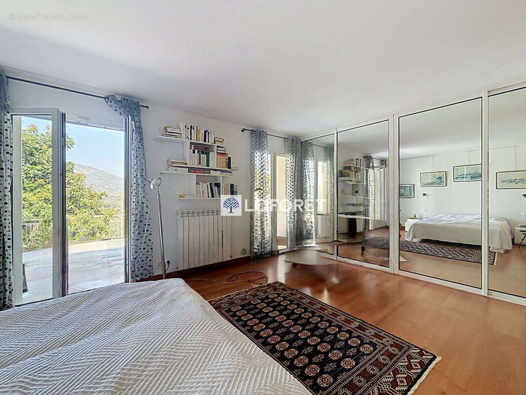 Maison de standing de 128m² avec vue mer exceptionnelle et piscine - photo 11