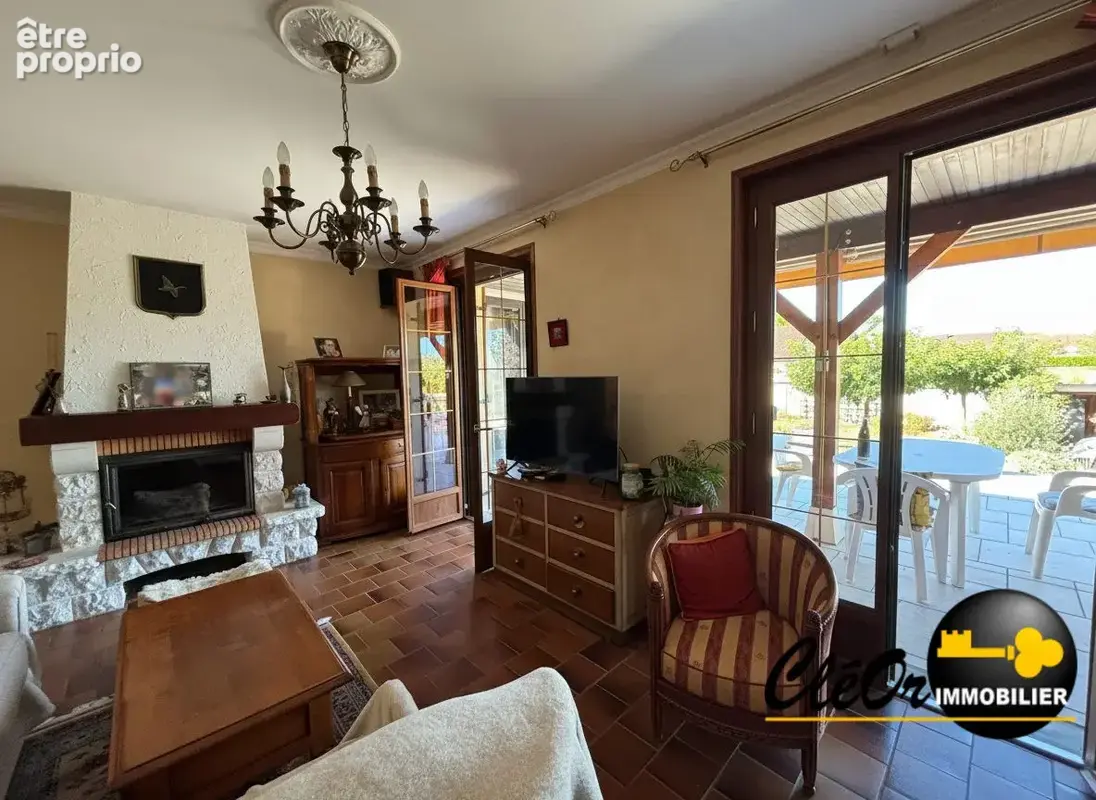 Maison 5 pièces 108 m² à vendre à Varennes-Le-Grand (71240) - photo 3