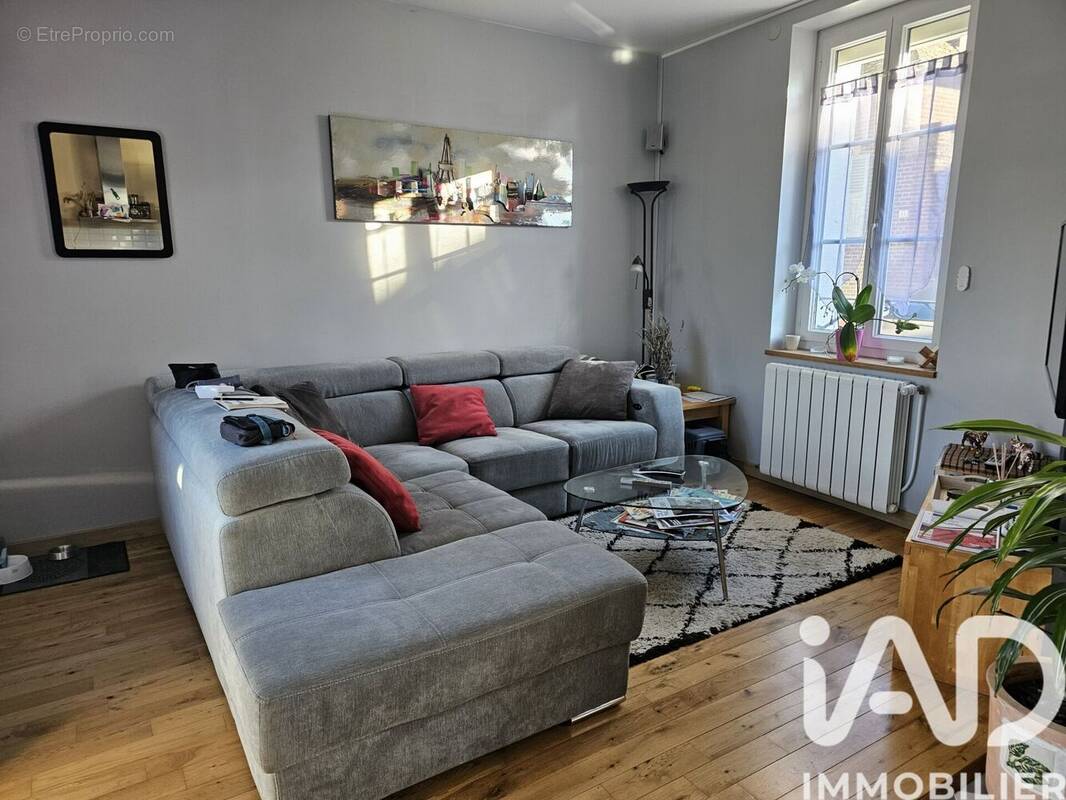 Photo 1 - Maison à MENILLES