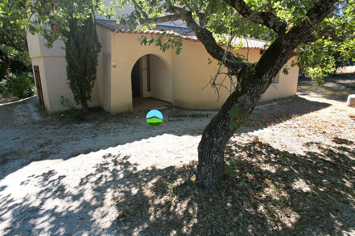 Maison à MAZAN