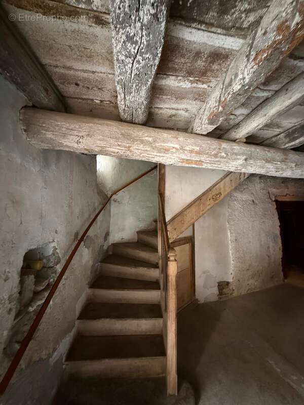 Maison à LAURE-MINERVOIS