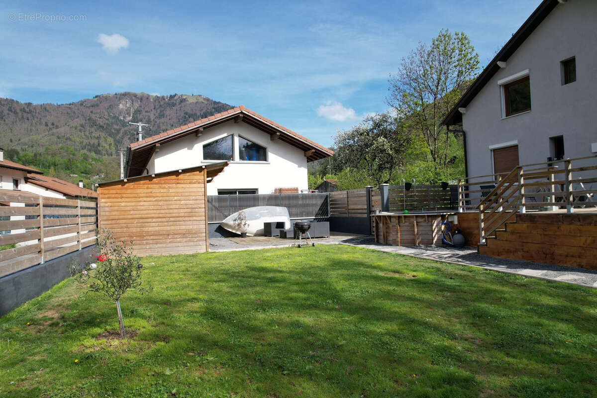 Maison à SAINT-JEOIRE