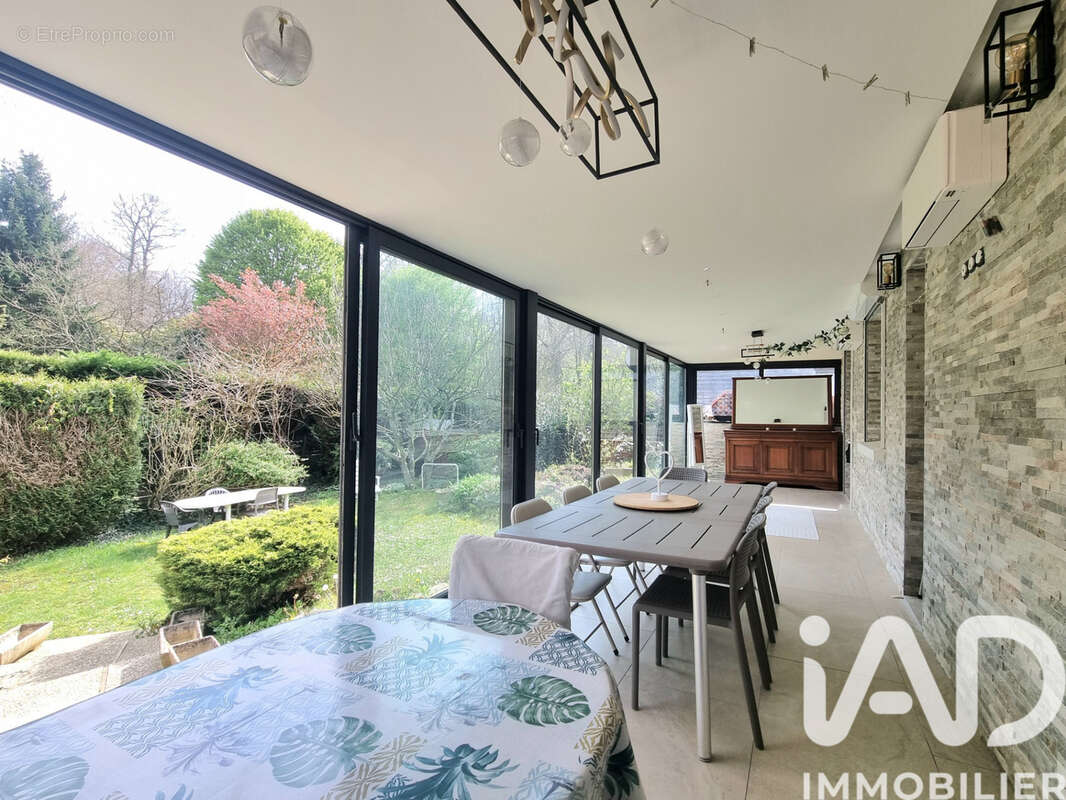 Photo 6 - Maison à MONTGERON