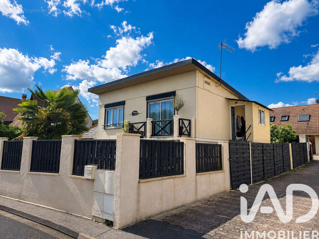 Photo 3 - Maison à VILLABE