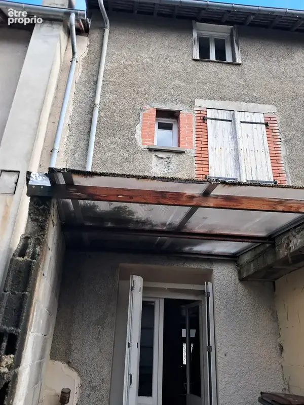 Maison de Bourg à Lubersac pleine de potentiel - photo 3