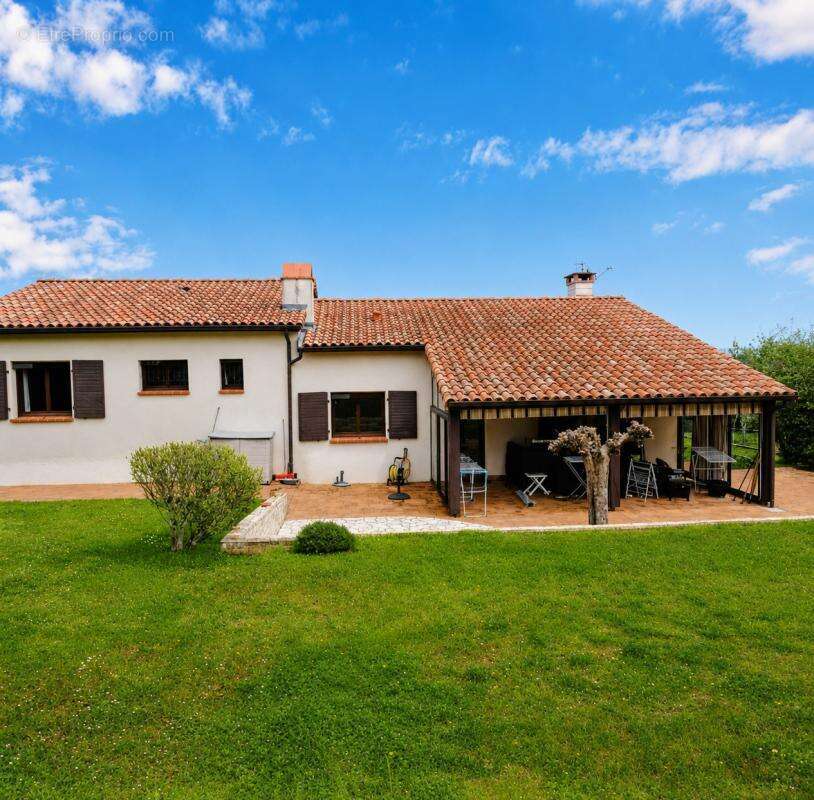 Maison à AUZEVILLE-TOLOSANE