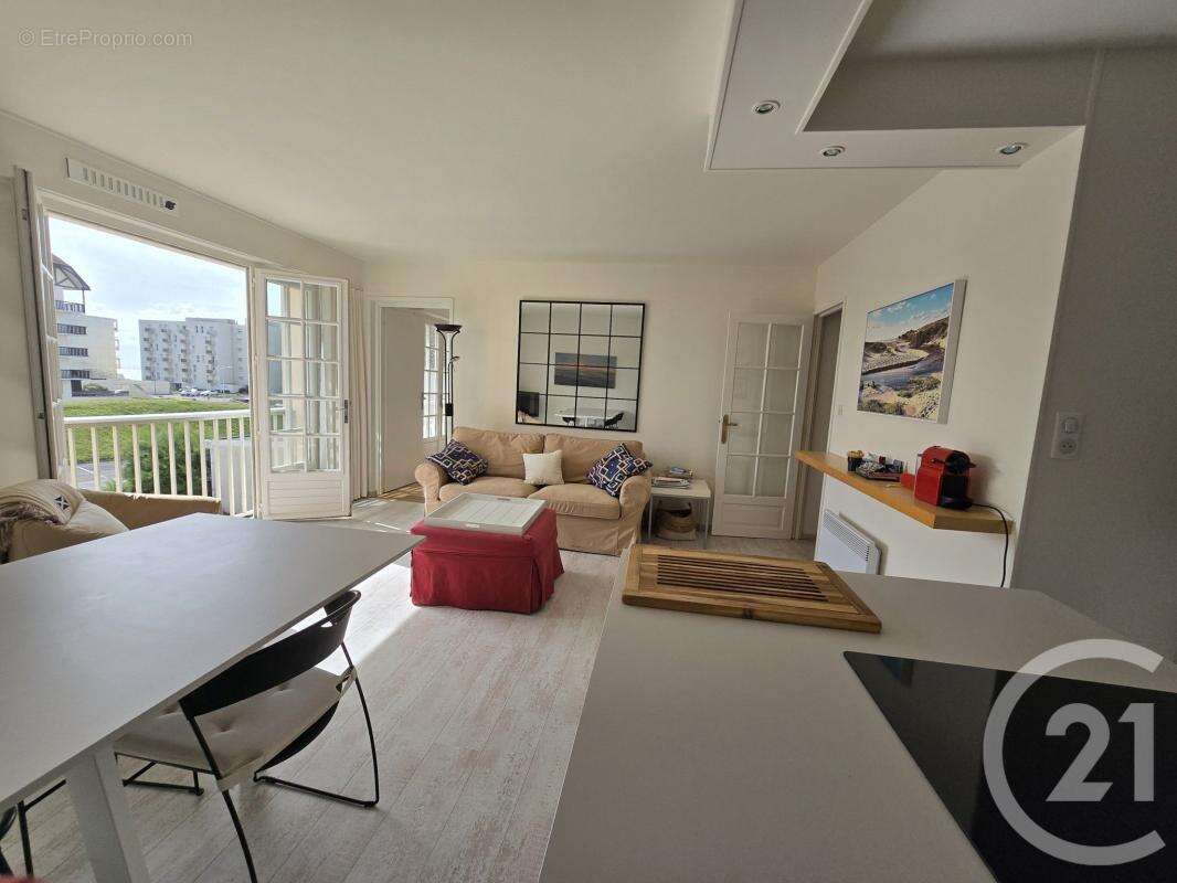Appartement à NESLES