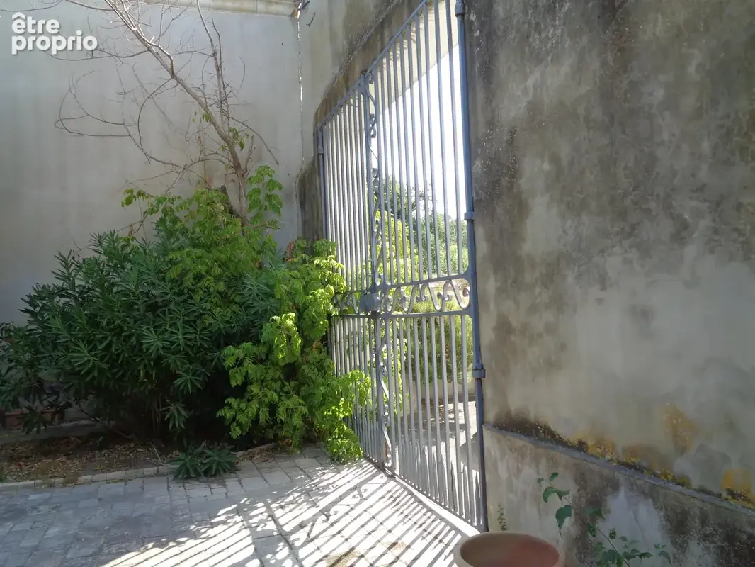 Herault Propriété d'exeption 800m2 sur 400000m2 - photo 16