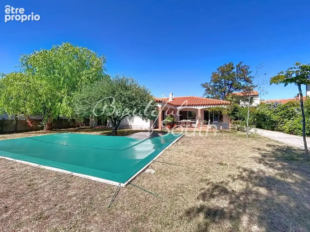 Maison de plain pied à Perpignan avec piscine et confort moderne - photo 4