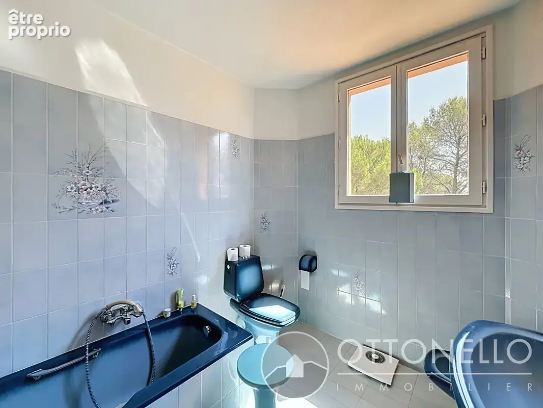Villa Roquebrune Sur Argens 5 pièces 122,84 m2 sur 4 540 m2 de terrain avec piscine, garage et sous-sol - photo 10