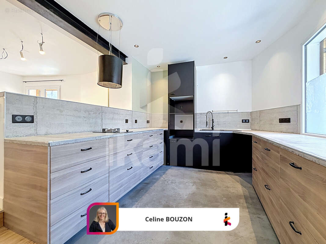 Maison de ville rénovée avec studio indépendant. Centre d'Aigueblanche - photo 4