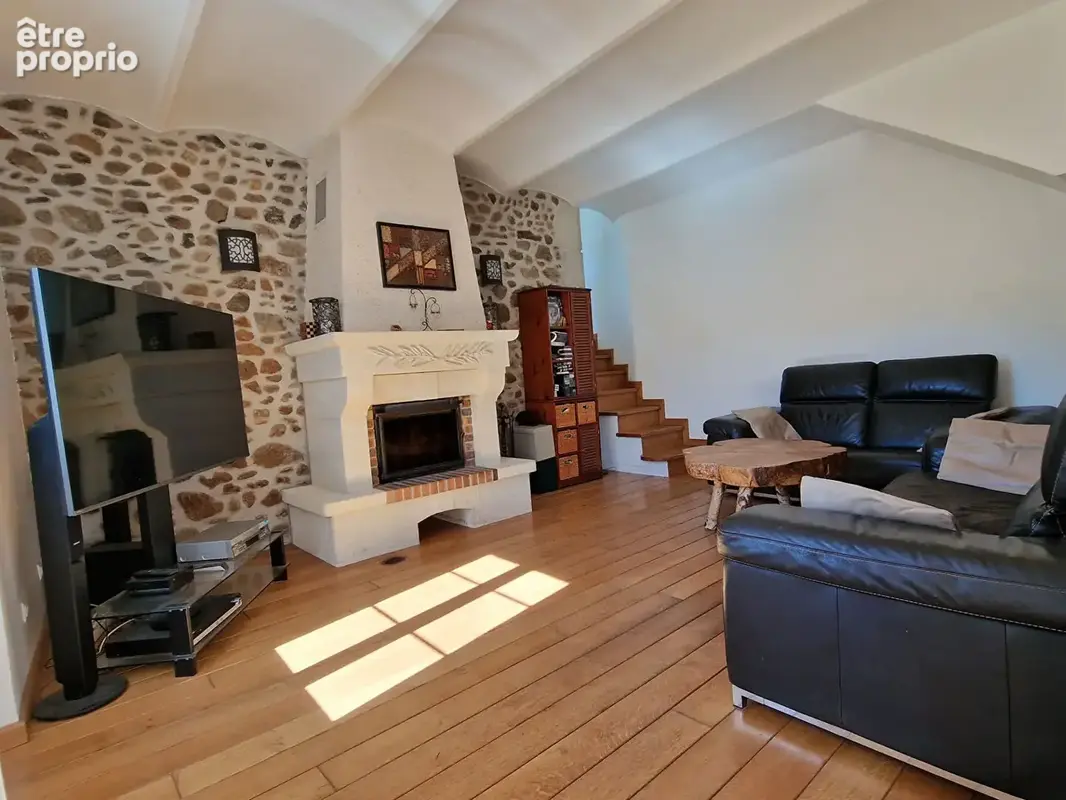 Mas en pierres avec piscine sur 2500 m² de terrain - photo 9