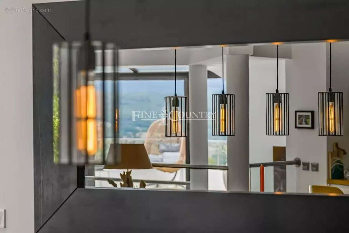 Vente Villa Tourrettes avec vue panoramique - photo 15