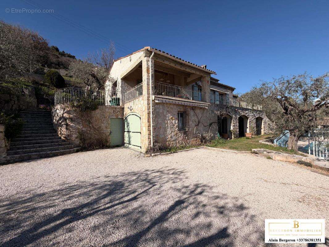 Maison à SPERACEDES
