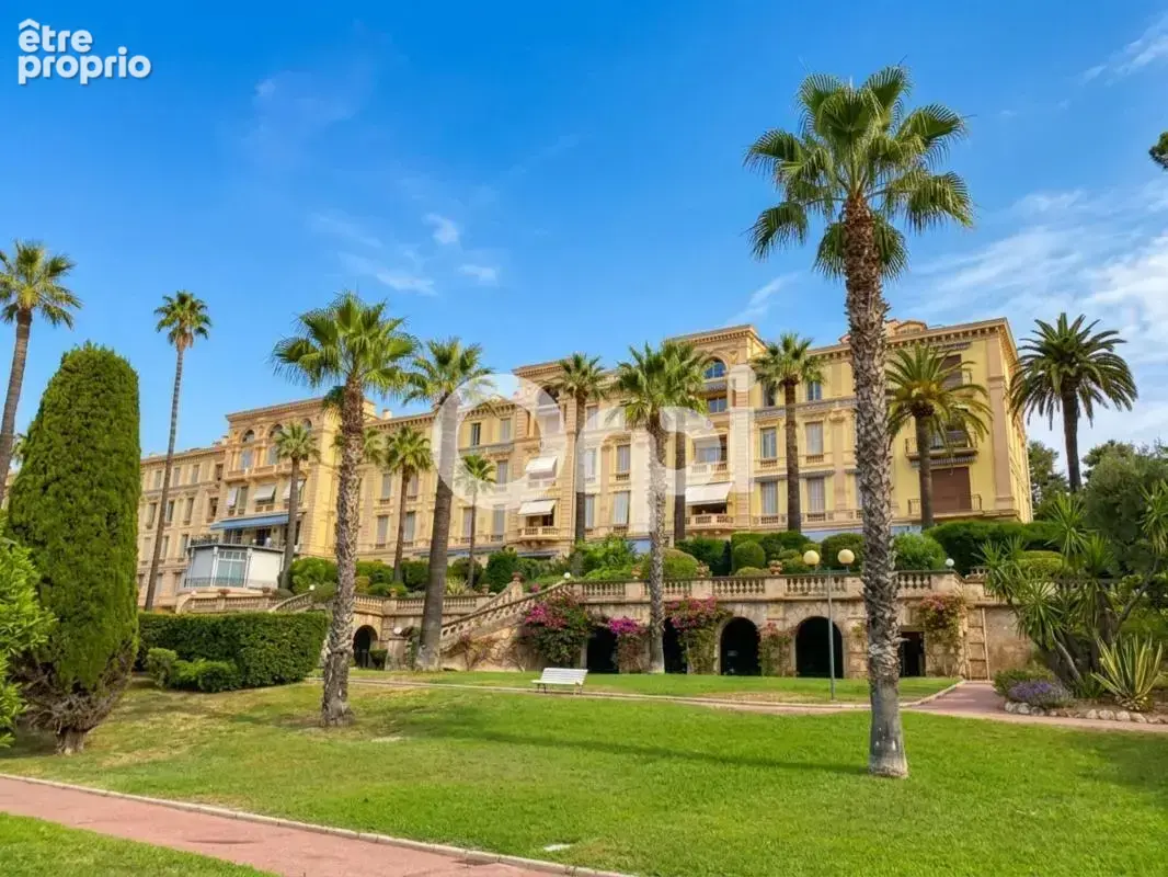 Appartement à CANNES