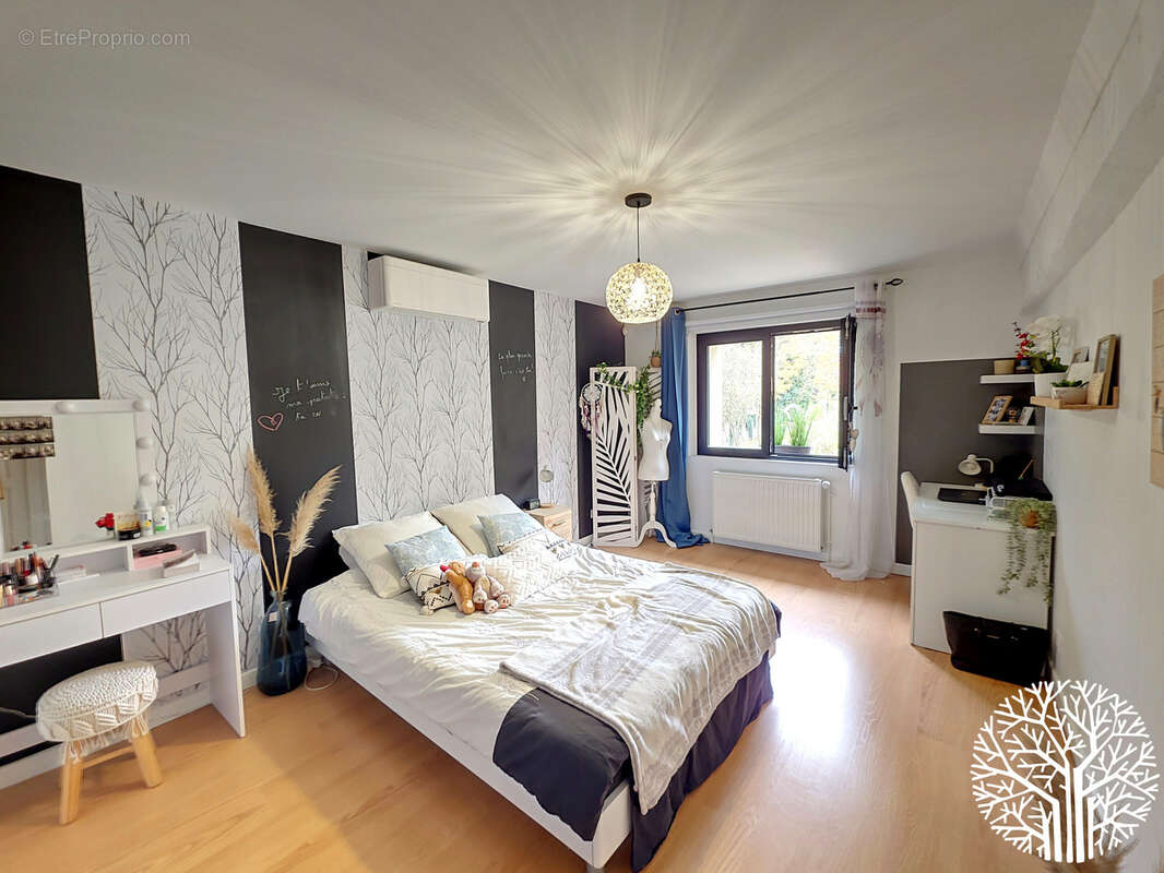 Maison à MILLY-LA-FORET