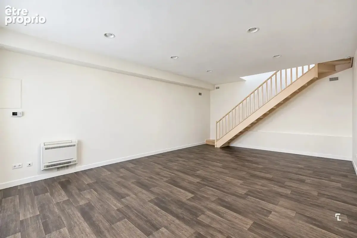 SULLY - Bureaux duplex de 100m² - Terrasse  -13001 Longchamp - photo 11
