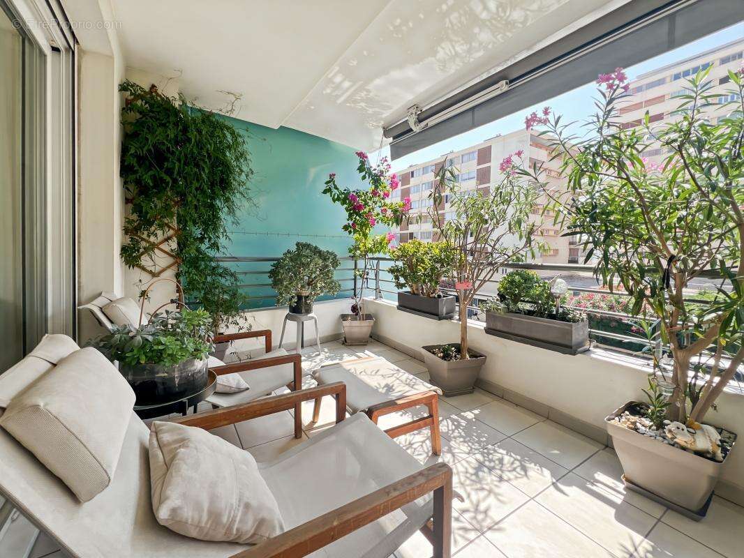 Superbe 2 pièces traversant avec vaste terrasse – Fréjus Plage – Prestations de standing - photo 8