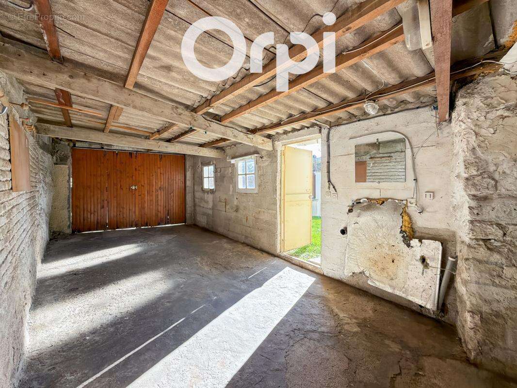 Maison à GRANDVILLERS-AUX-BOIS