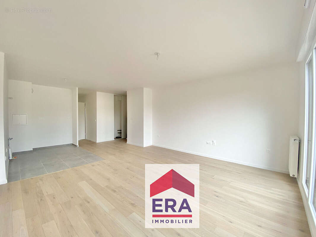 Appartement à SARTROUVILLE