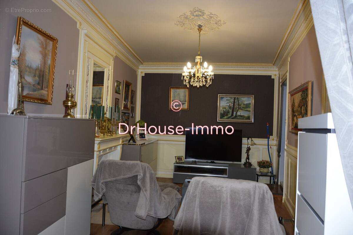 Maison à SAINT-JUNIEN