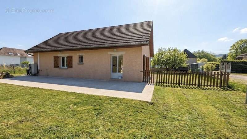 Maison à BOURGOIN-JALLIEU