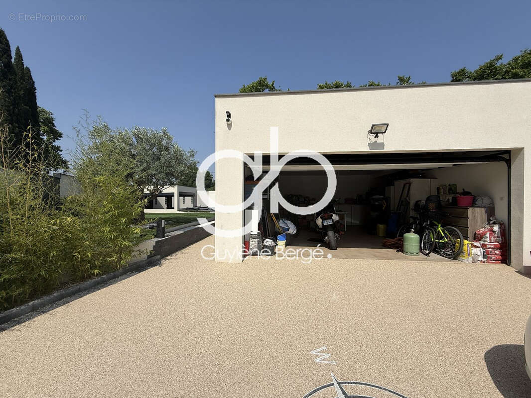 Maison à CASTELNAU-LE-LEZ